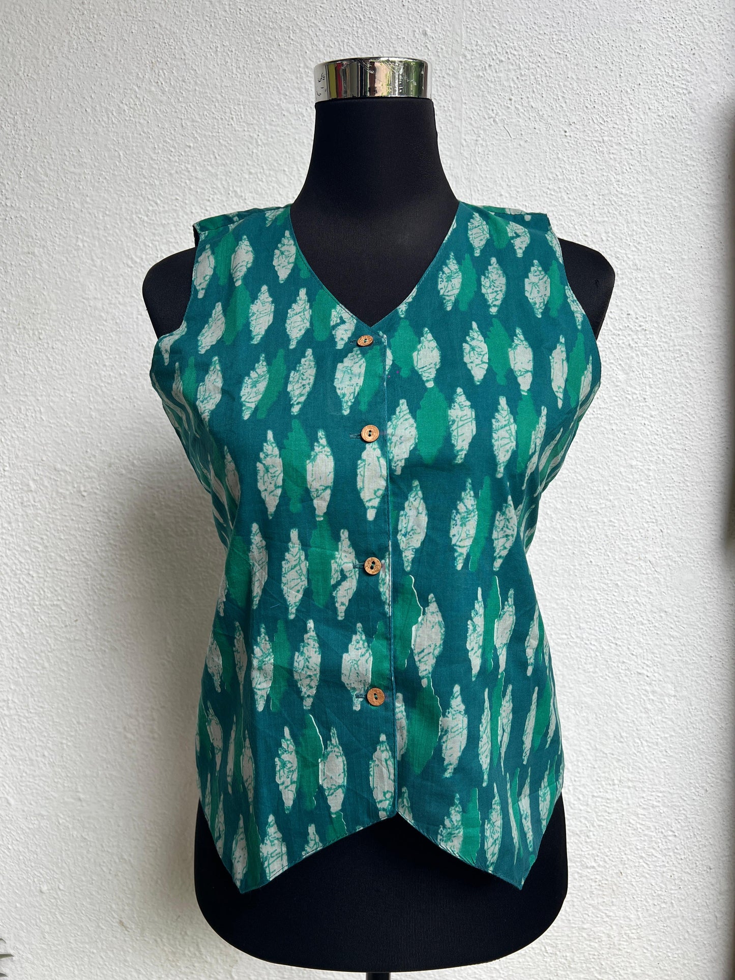 Women's ready made short tops{ tunics}