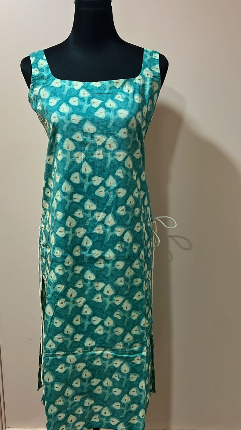 Women’s readymade Straight fit Kurtis