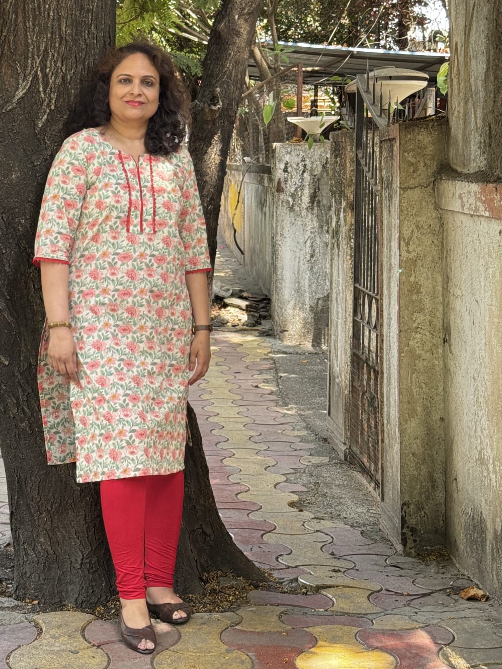 Women’s readymade Straight fit Kurtis