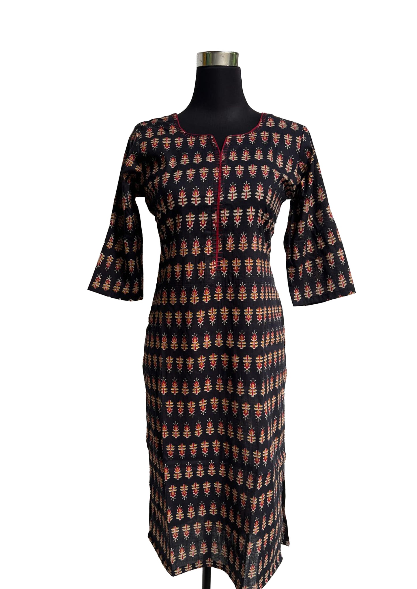 Women’s Black Printed Straight Kurti with Round Neck