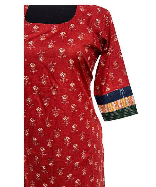 Women’s rust orange with floral Motif Printed Straight Kurti with Contrast Sleeve Border