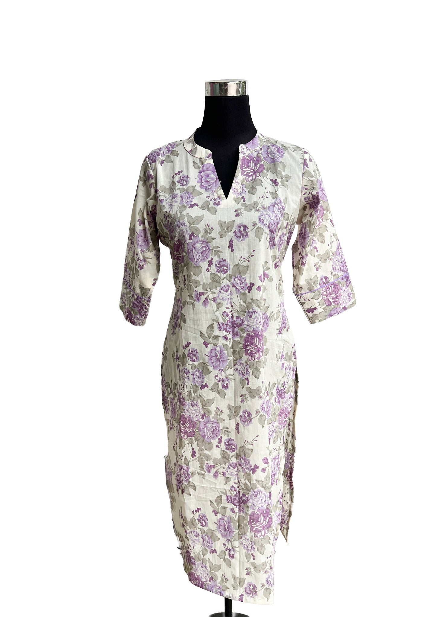 Women’s Floral Printed Straight Kurti with lavender flowers