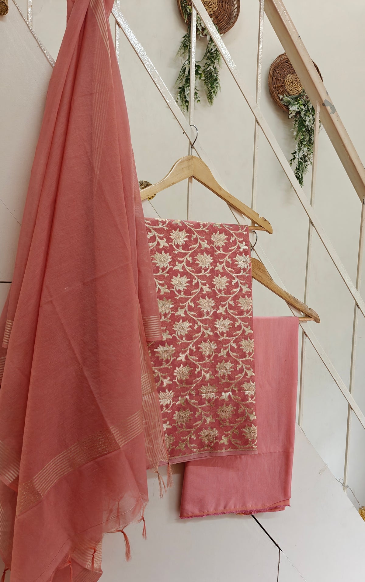 Jaal Banarsi silk 3 piece set