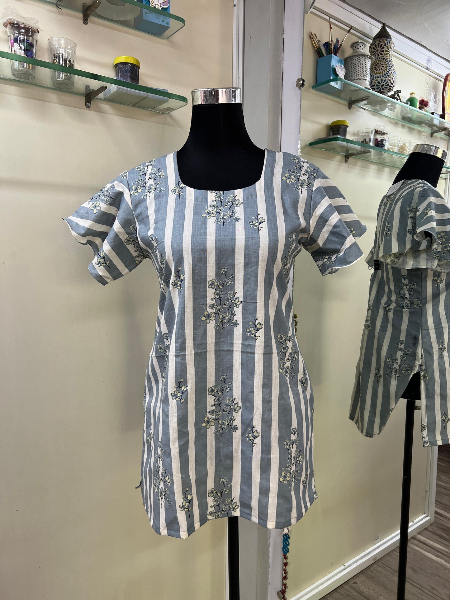 Women's ready made short tops{ tunics}