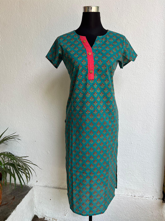 Women’s readymade Straight Kurtis