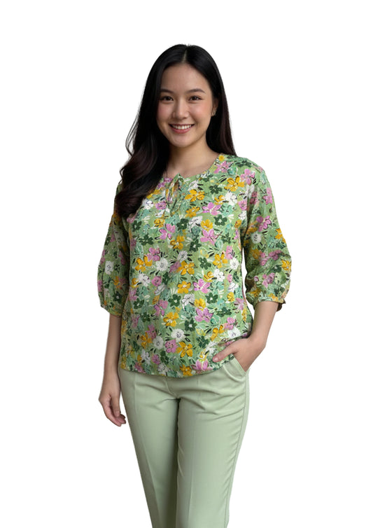 Women’s Green Floral Printed Top | 3/4 Sleeve Casual Wear Short Top | Round Neck Comfort Fit Top