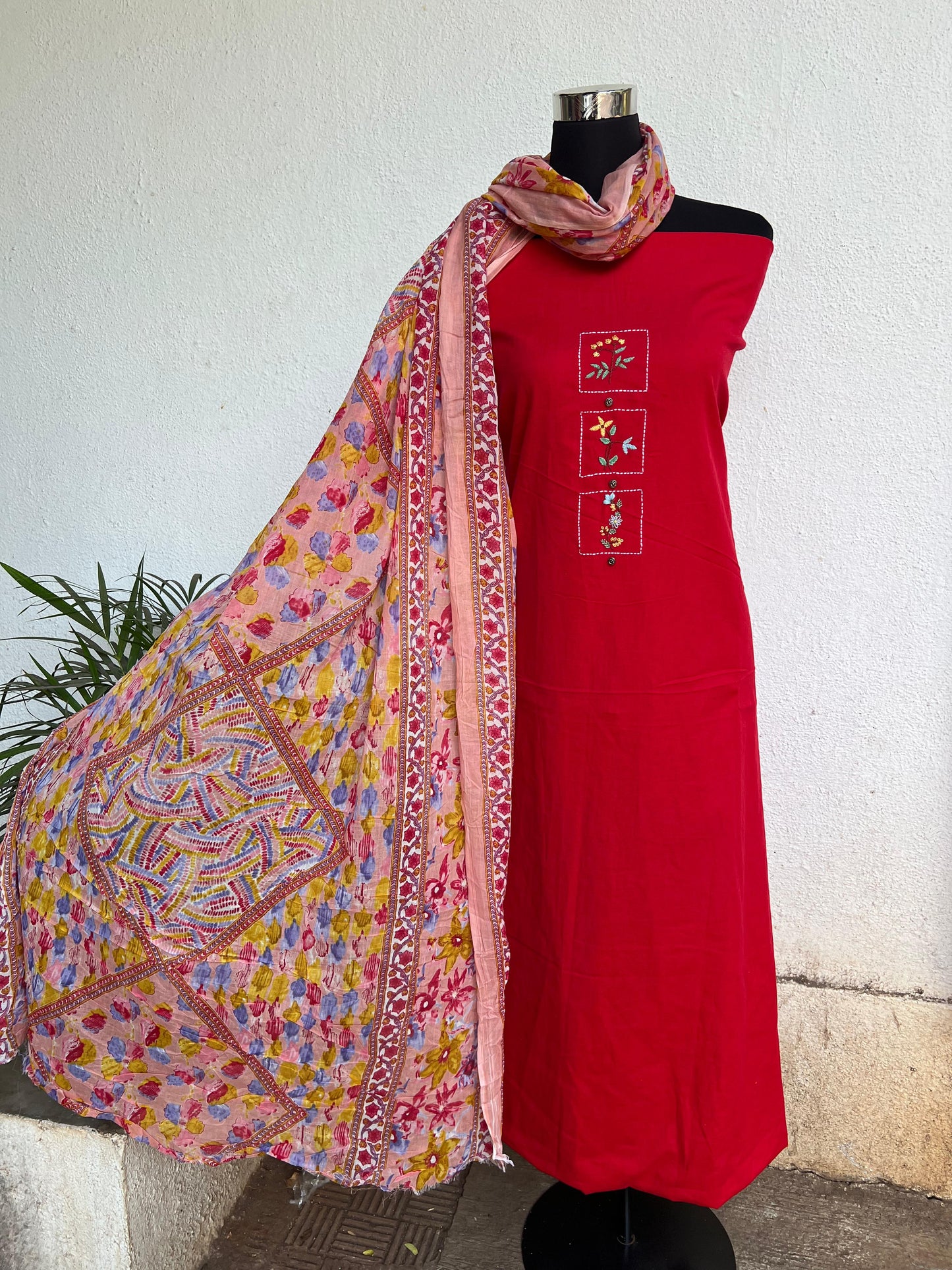 cotton hand embroidery kurta material fabrics with floral duptta set