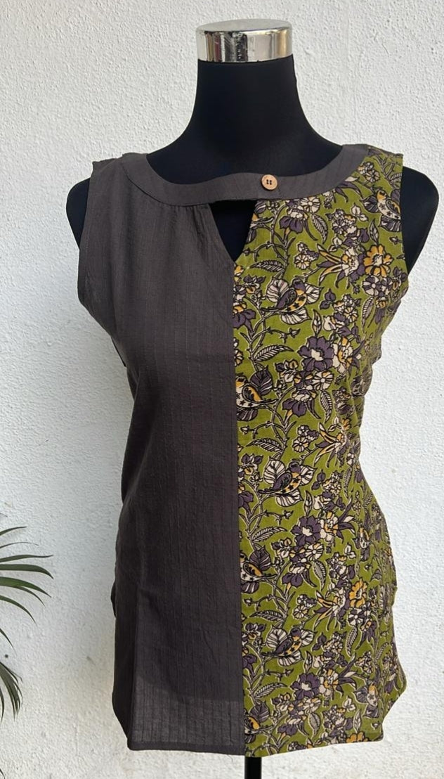 Women's ready made short tops{ tunics}