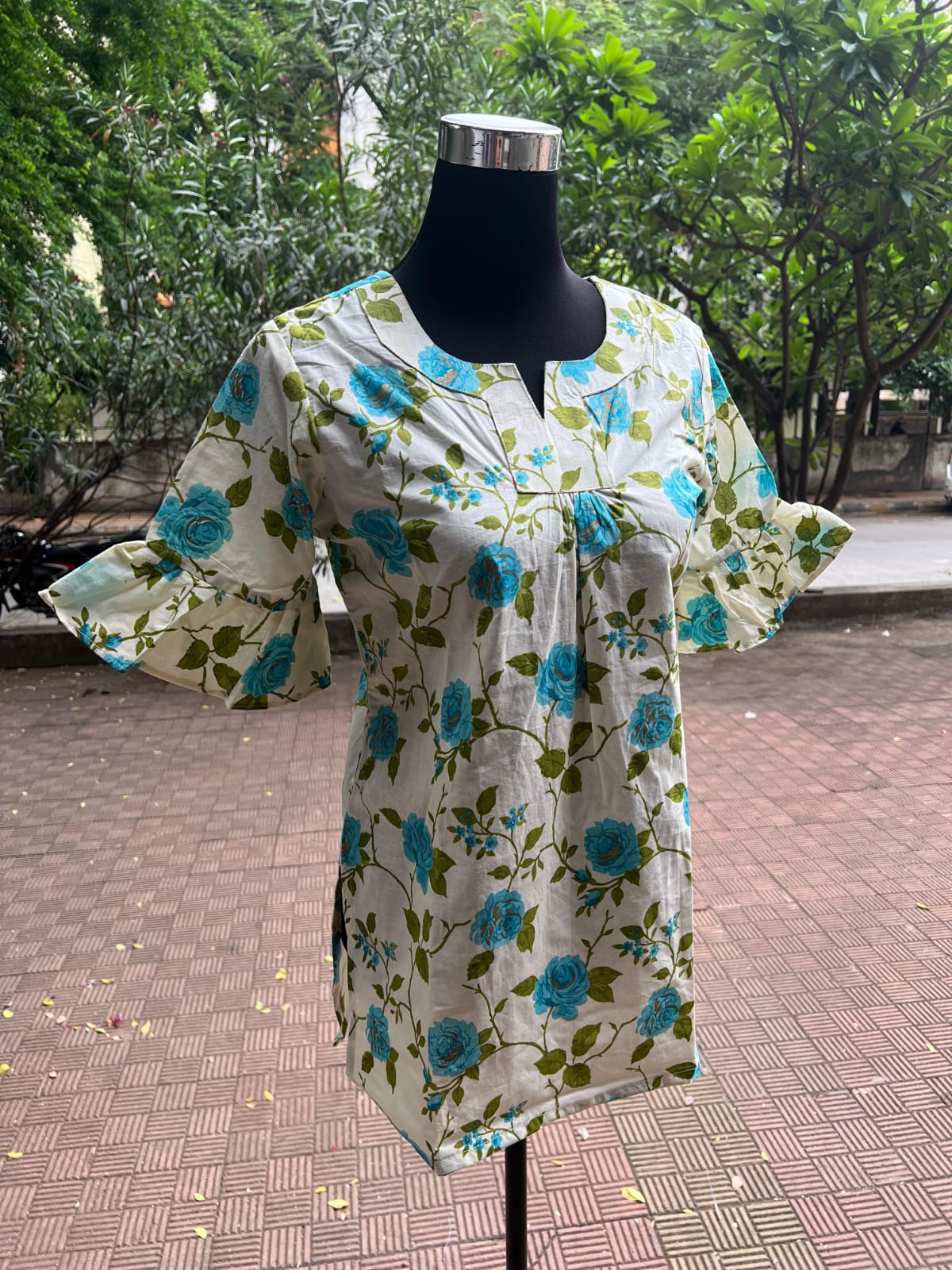 Women's ready made short tops{ tunics}