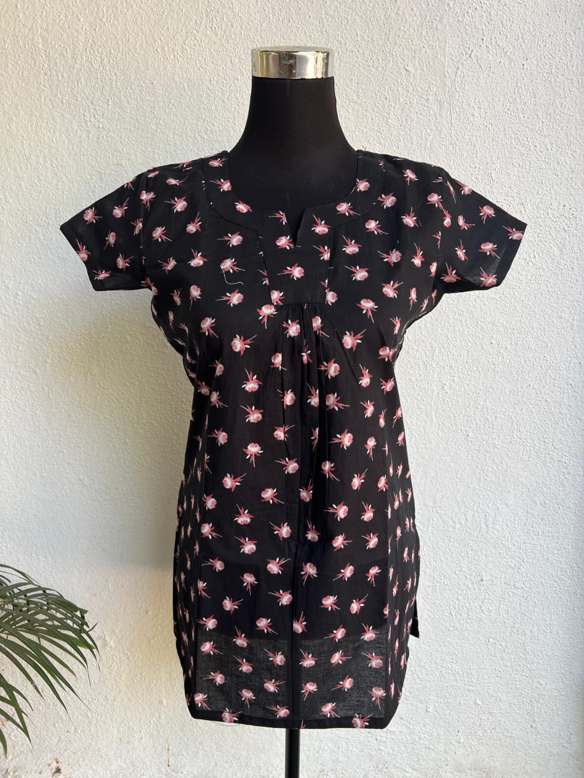 Women's ready made short tops{ tunics}