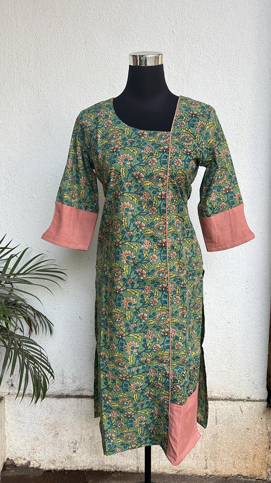 Women’s readymade Straight fit Kurtis