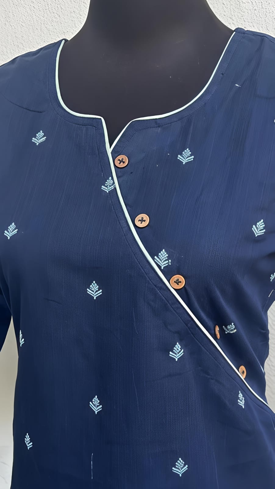 Women’s readymade Straight Kurtis