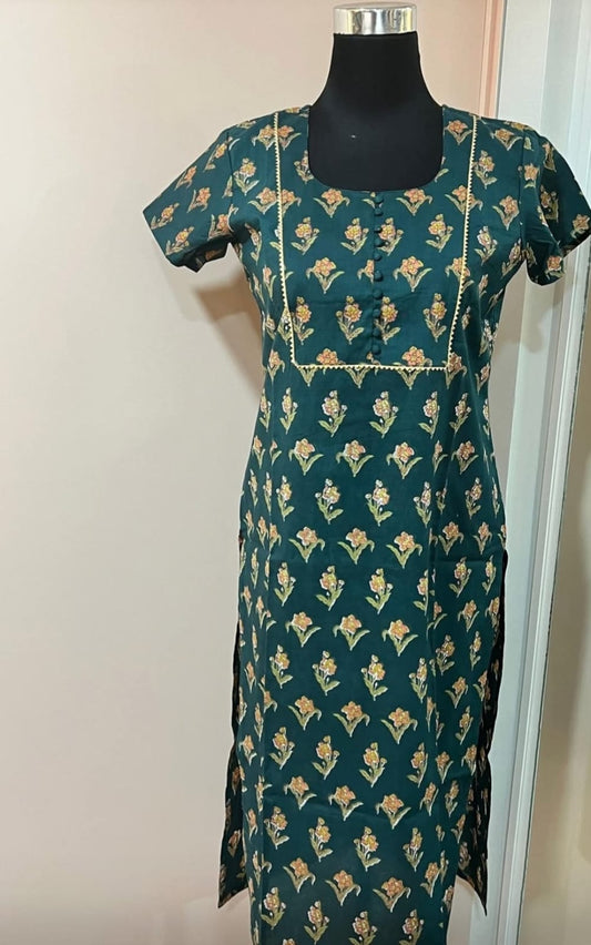 Women’s readymade Straight fit Kurtis