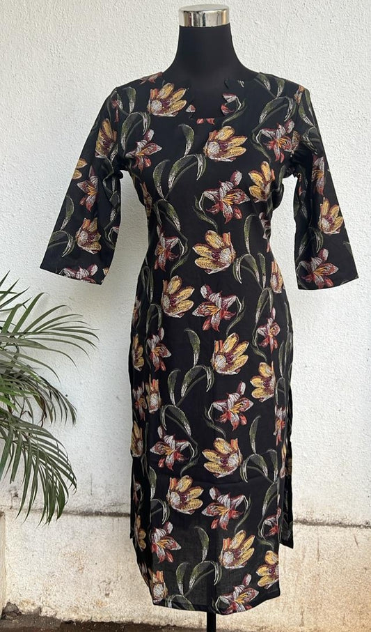 Women’s readymade Straight fit Kurtis