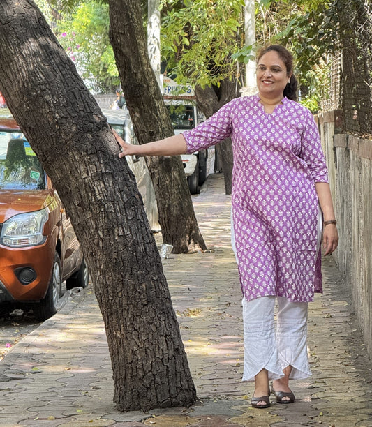Women’s readymade Straight fit Kurtis