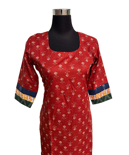 Women’s rust orange with floral Motif Printed Straight Kurti with Contrast Sleeve Border