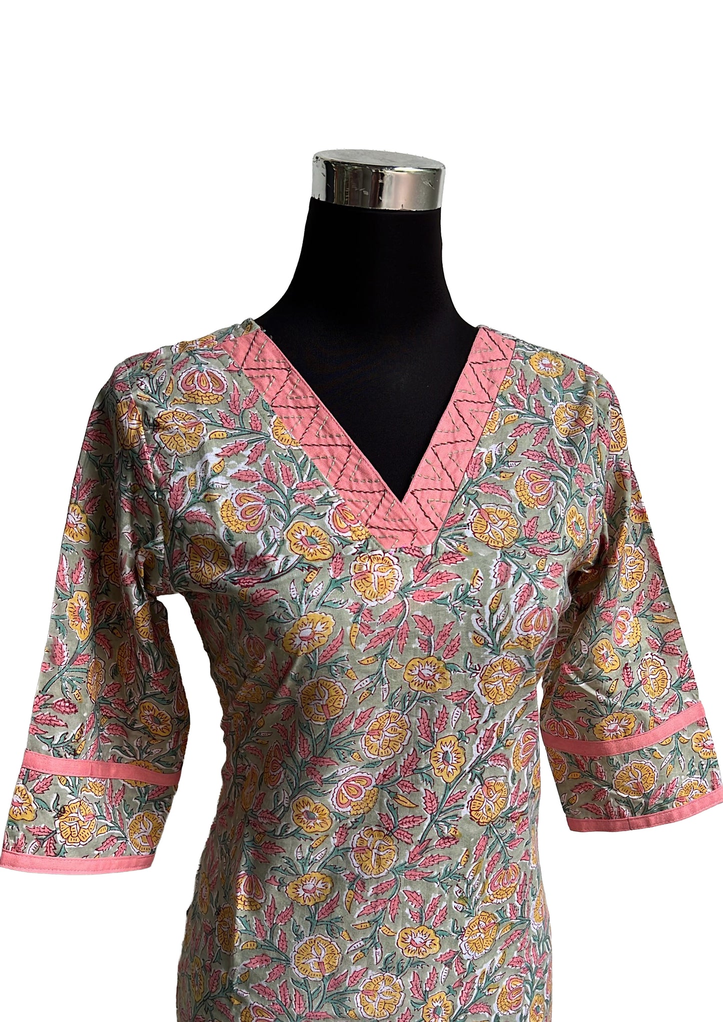 Women’s Floral Printed Straight Kurti I Modern Floral Kurti